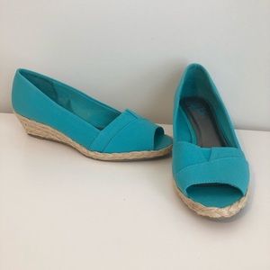 LifeStride Teal Summer Wedges